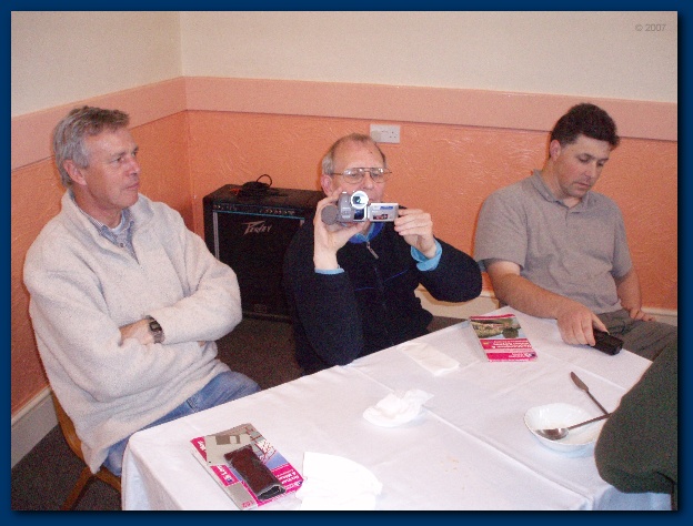 600x449 pixels (121K)